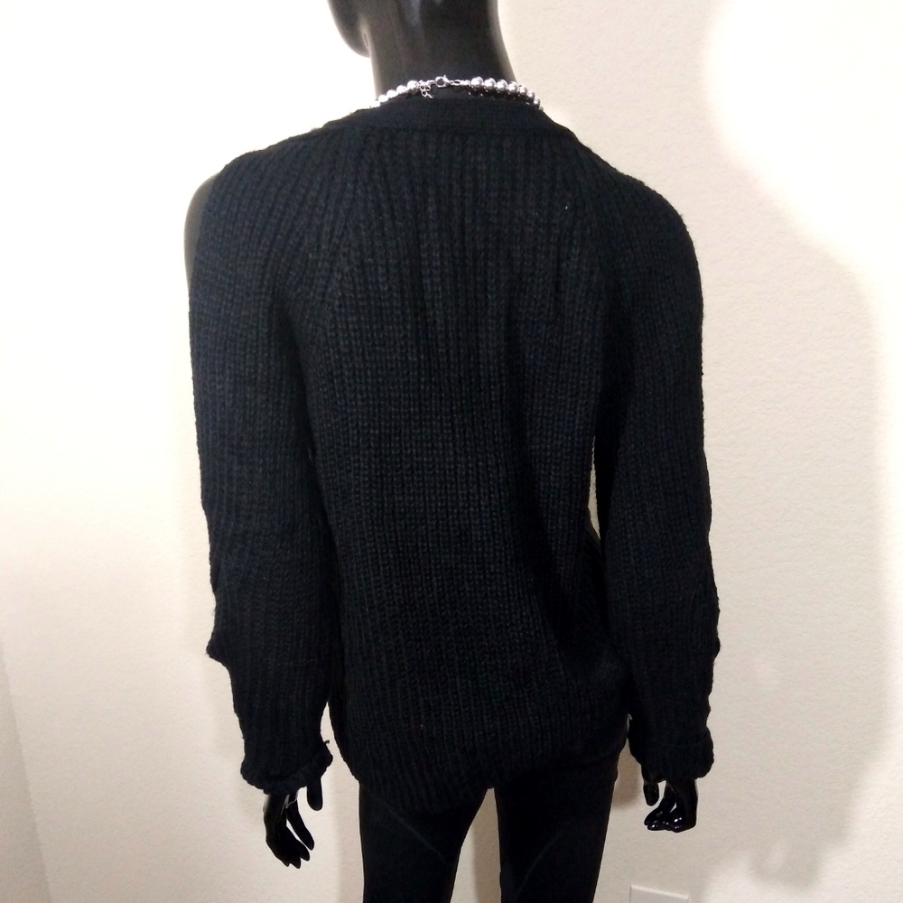 Crave Frame by Almost Famous Sweater WT5 - Picture 3 of 4